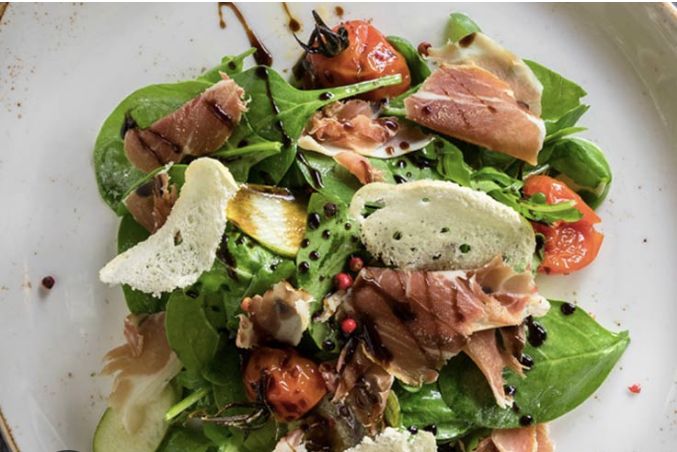 Ensalada jamón serrano
